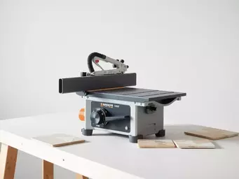 Comparing the Best Wet Tile Saws for Kitchen and Bathroom Remodels